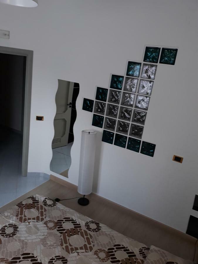 Rooms Center Wolf - Matrimoniale E Comunicanti Matera Kültér fotó