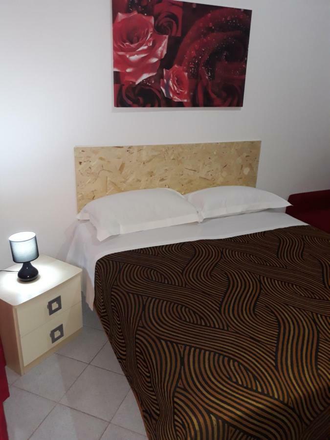 Rooms Center Wolf - Matrimoniale E Comunicanti Matera Kültér fotó